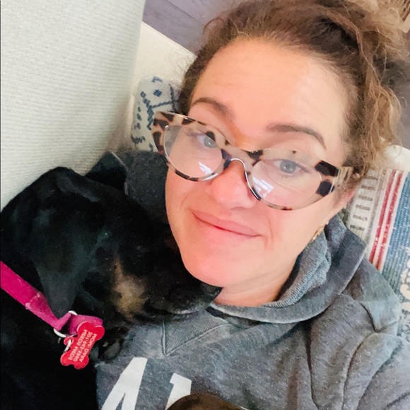 Meet your Posher, Dara - Picture 4 of 6